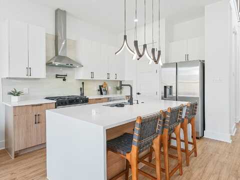 Sealey Street, Houston, TX 77088