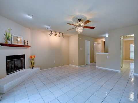 Creekbend Drive #D, Houston, TX 77096