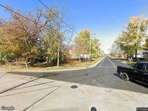 Pioneer Court #23 Right, Dousman, WI 53118