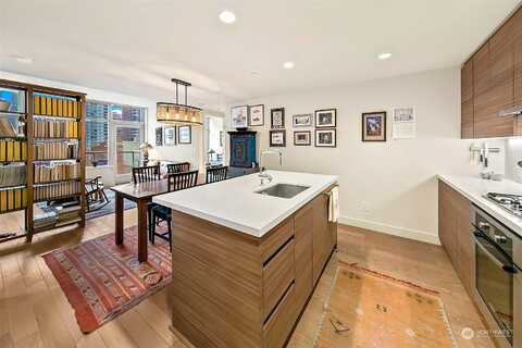 Bell Street #709S, Seattle, WA 98121