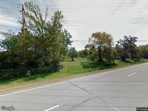 Pioneer Court #18 Left, Dousman, WI 53118