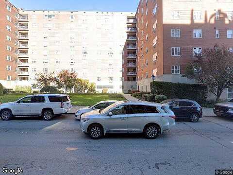 Fifth Ave #206, Oakland, PA 15213