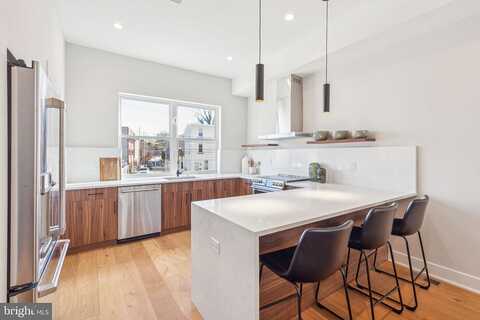 Ridge Ave, PHILADELPHIA, PA 19132