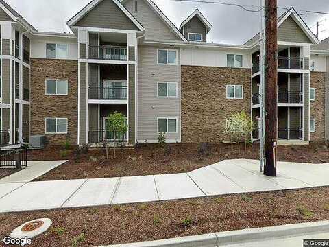 17Th St Sw #106, Puyallup, WA 98373