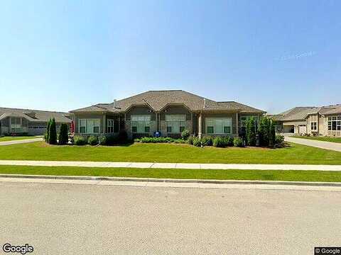 Standing Stone Drive #23-61, Waukesha, WI 53189