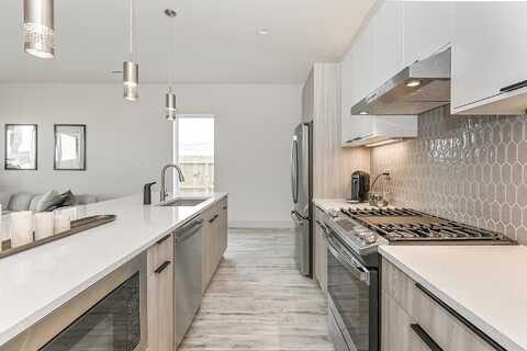 Ventas Drive, Houston, TX 77047