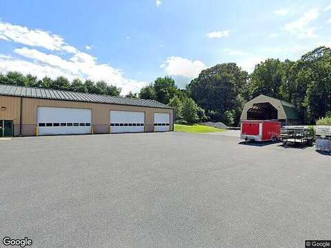 Charlie Court #2, Williamstown, PA 18042