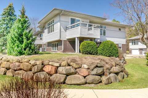Deer Point Trail #24, Madison, WI 53719