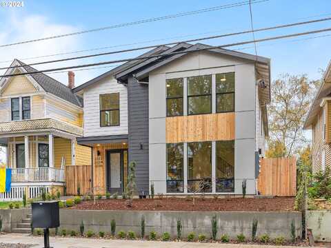 Se Ankeny St #4, Portland, OR 97214