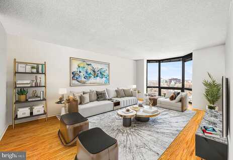 Walnut St #28J, PHILADELPHIA, PA 19103