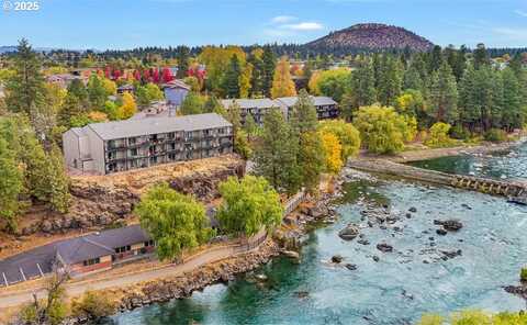 Nw Wall St #220/221, Bend, OR 97703