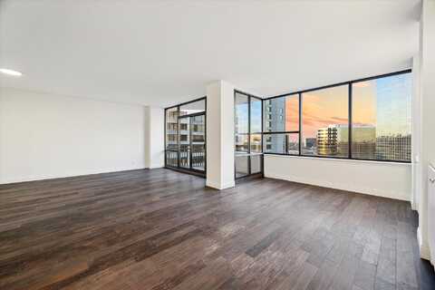 Greenway Plaza #17C, Houston, TX 77046