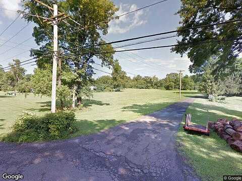 Spring Ave, SOUTHAMPTON, PA 18966