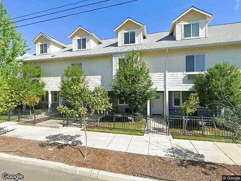 E Burnside St, Portland, OR 97035