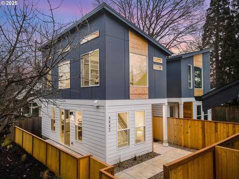 Se Henry St, Portland, OR 97206