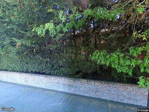 157Th Avenue Ne #E106, Bellevue, WA 98007