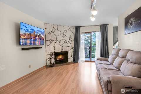 127Th Lane Ne #S-10, Kirkland, WA 98034