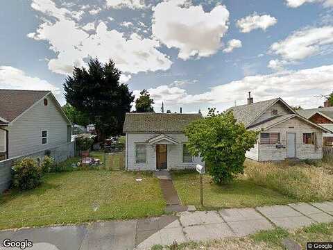 Cherry Ave, Yakima, WA 98901