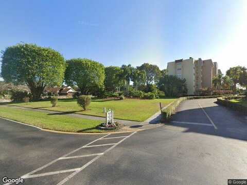 Via Poinciana, LAKE WORTH, FL 33467