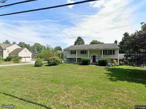 Family Dr, Carlisle, PA 17013