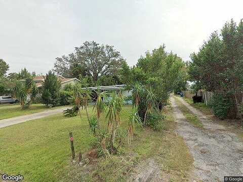 14Th, SAINT PETERSBURG, FL 33713