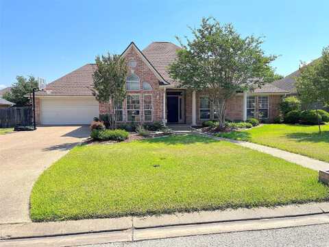 Liesl Street, College Station, TX 77845