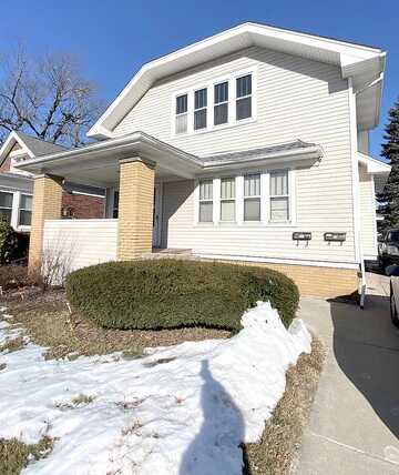 Jones, RACINE, WI 53402