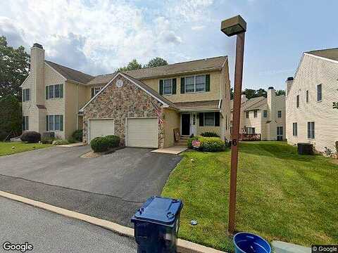 Kerry Ln #9, MALVERN, PA 19355