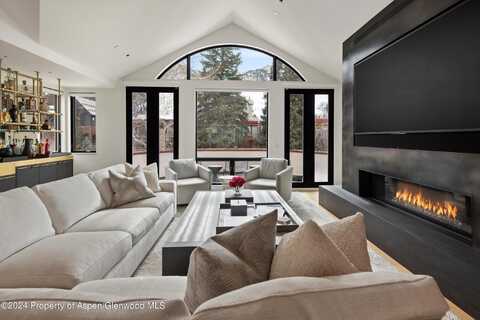 708 E Hopkins Avenue, Aspen, CO 81611