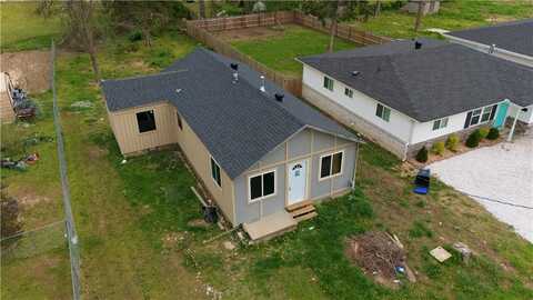 1021 S B ST, Rogers, AR 72756