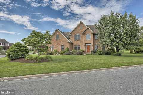 Rolling Meadow Road, LEBANON, PA 17046