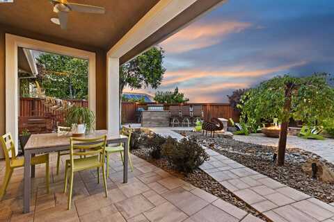 1835 Riesling Cir, Brentwood, CA 94513