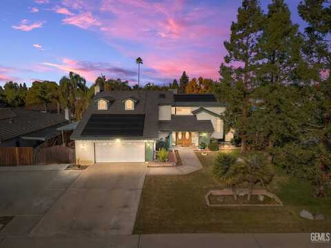 7204 Arleta Avenue, Bakersfield, CA 93308