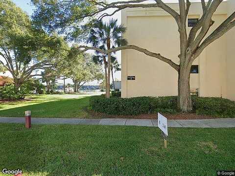 Oakhurst, LARGO, FL 33774