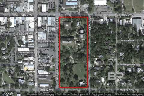 8477 Fairhope Avenue, Fairhope, AL 36532