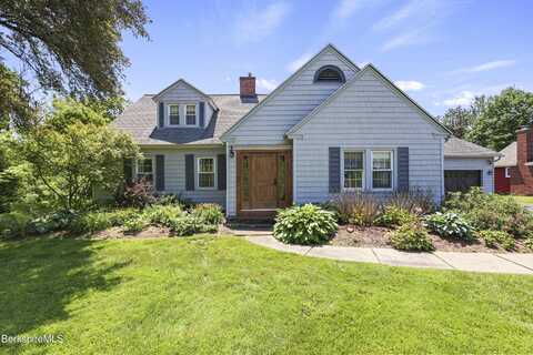 979 West St, Pittsfield, MA 01201