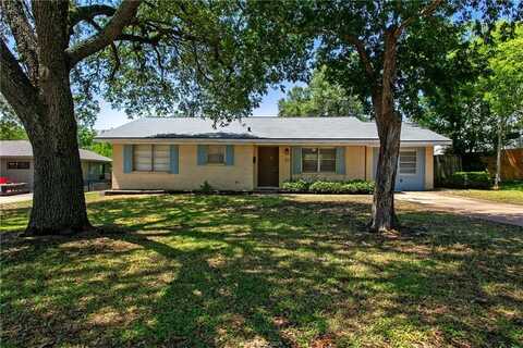 104 Redmond Drive, College Station, TX 77840