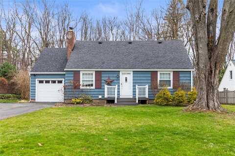 42 Raymond Road, Perinton, NY 14526