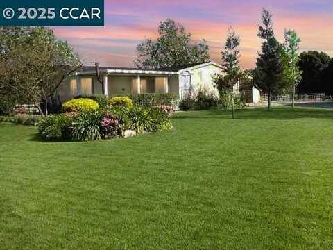 5750 Sellers Avenue, Oakley, CA 94561