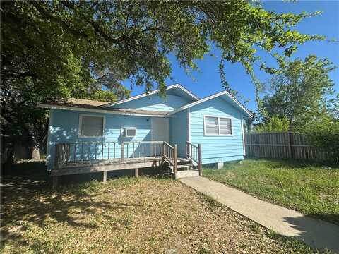 143 S 12th Street, Aransas Pass, TX 78336