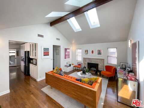 728 Westbourne Dr, West Hollywood, CA 90069