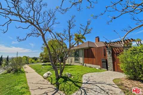 12301 Stanwood Dr, Los Angeles, CA 90066