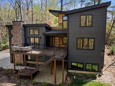 146 Timber Creek Road, Hendersonville, NC 28739