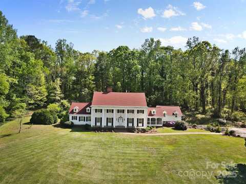 1233 General Hoke Drive, Lincolnton, NC 28092