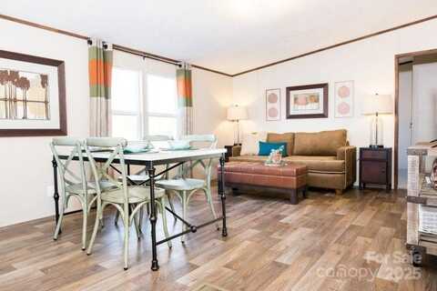 2292 W Old Georgetown Road unit: 1, Cassatt, SC 29032
