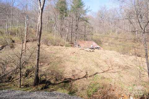 Coxes Creek Road, Burnsville, NC 28714