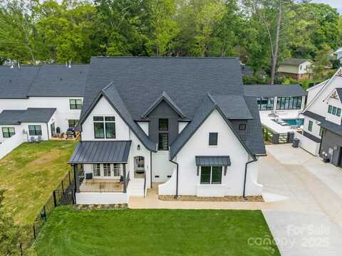 5511 Fairview Road, Charlotte, NC 28209