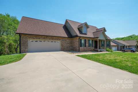 1592 Farmington Hills Drive, Conover, NC 28613