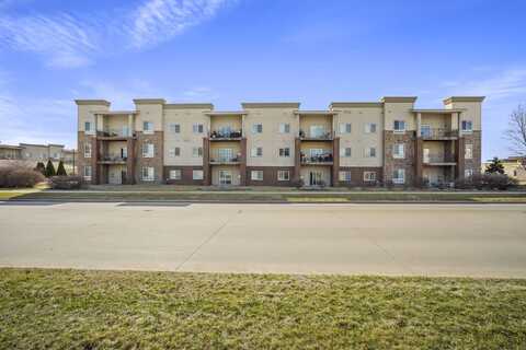 6350 Coachlight Drive, West Des Moines, IA 50266
