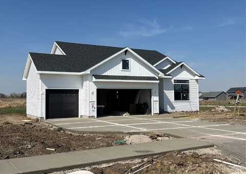 657 SE Hollow Court, West Des Moines, IA 50265